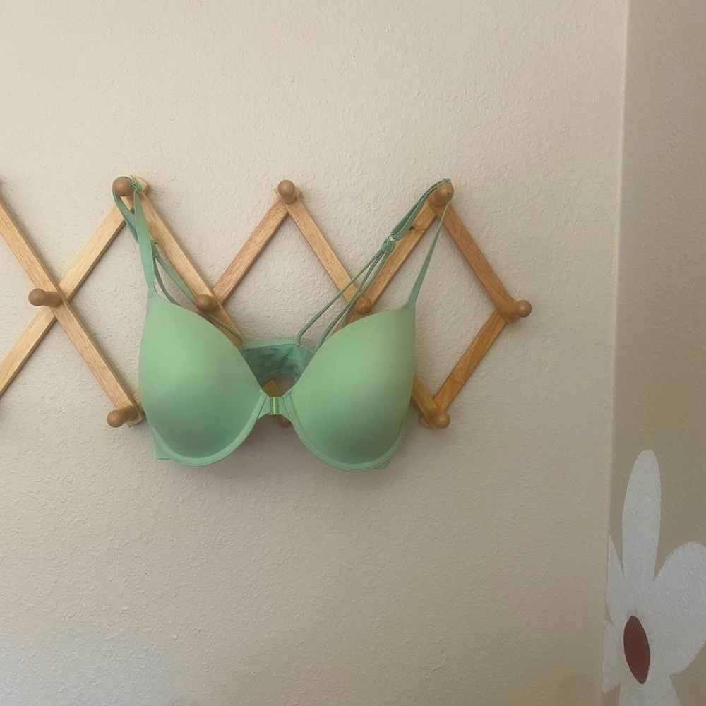 Bright green t-shirt bra PINK VS bra 36D